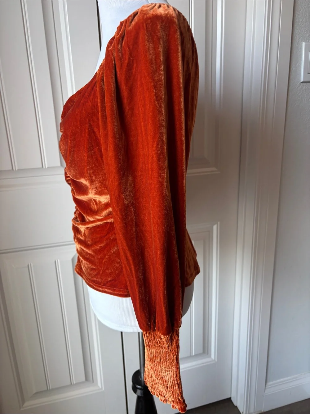 Amber Skye Rust Orange Crushed Velvet Ruched Sweetheart Top L